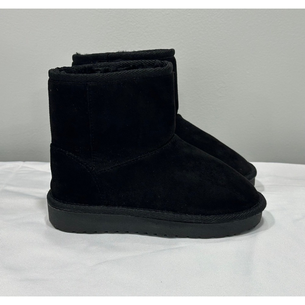 Children's Place Girls Cozy slip on Black Faux Fur boots Size 12 Like‎ New
